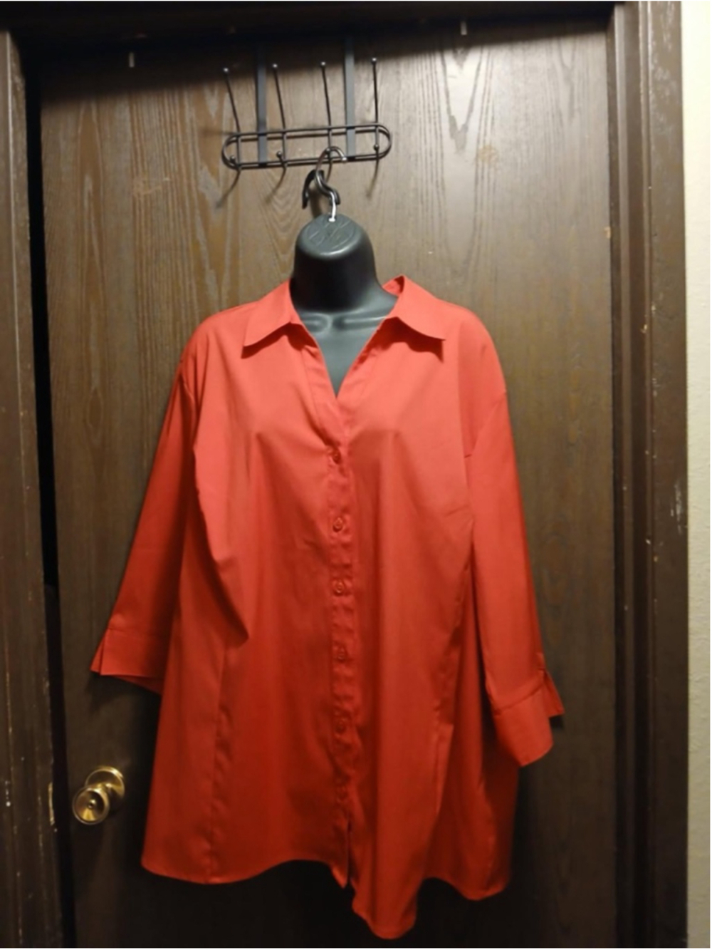 Maggie Barnes Women's Plus Size Button Down Tunic Shirt Red 3X (JC269) - Picture 4 of 5